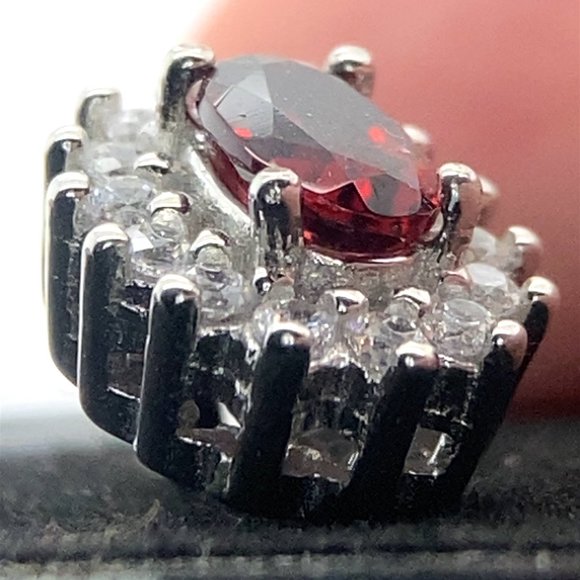 Pyrope Garnet 1.80ct Platinum Finish Solid 925 Sterling Silver Earrings - Picture 4 of 7